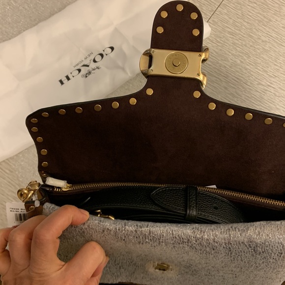 Coach tabby rivets 26 - new with tag has long strap blavk and brown color - Picture 7 of 11